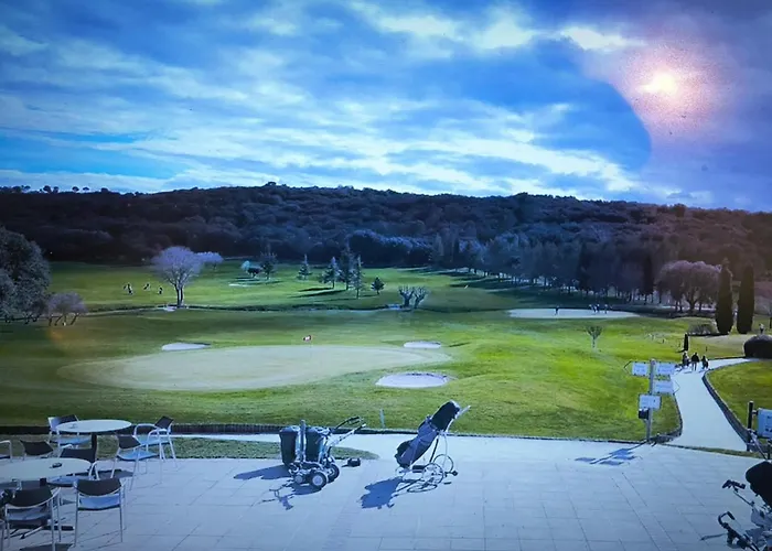 Havre Champetre En De * Nimes